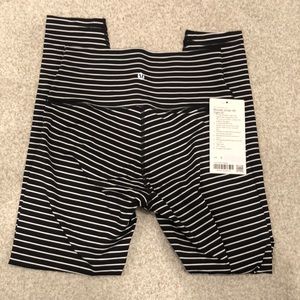 NWT wunder under high rise 25”